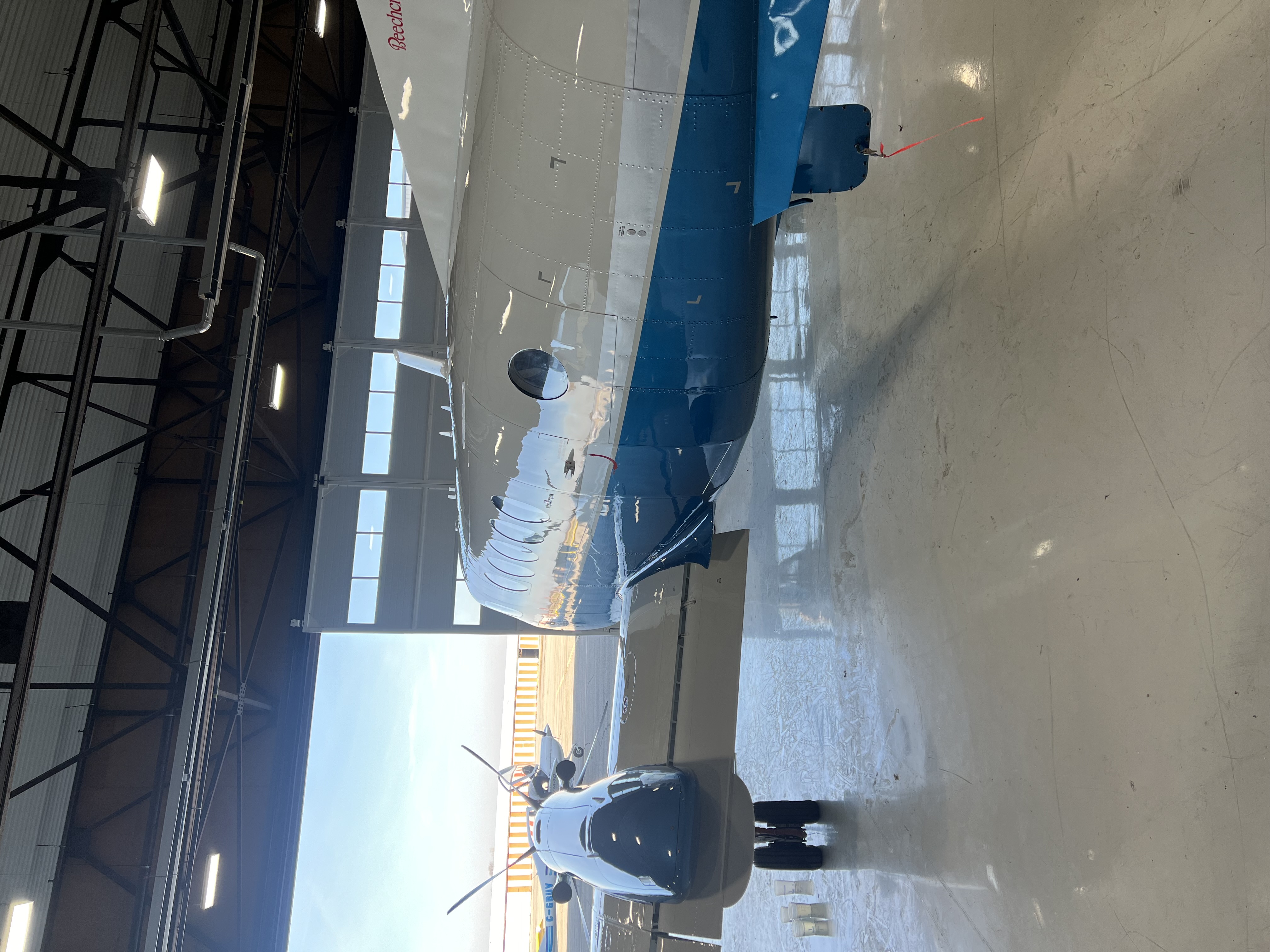 Twin engine aircraft paint polishing GTA